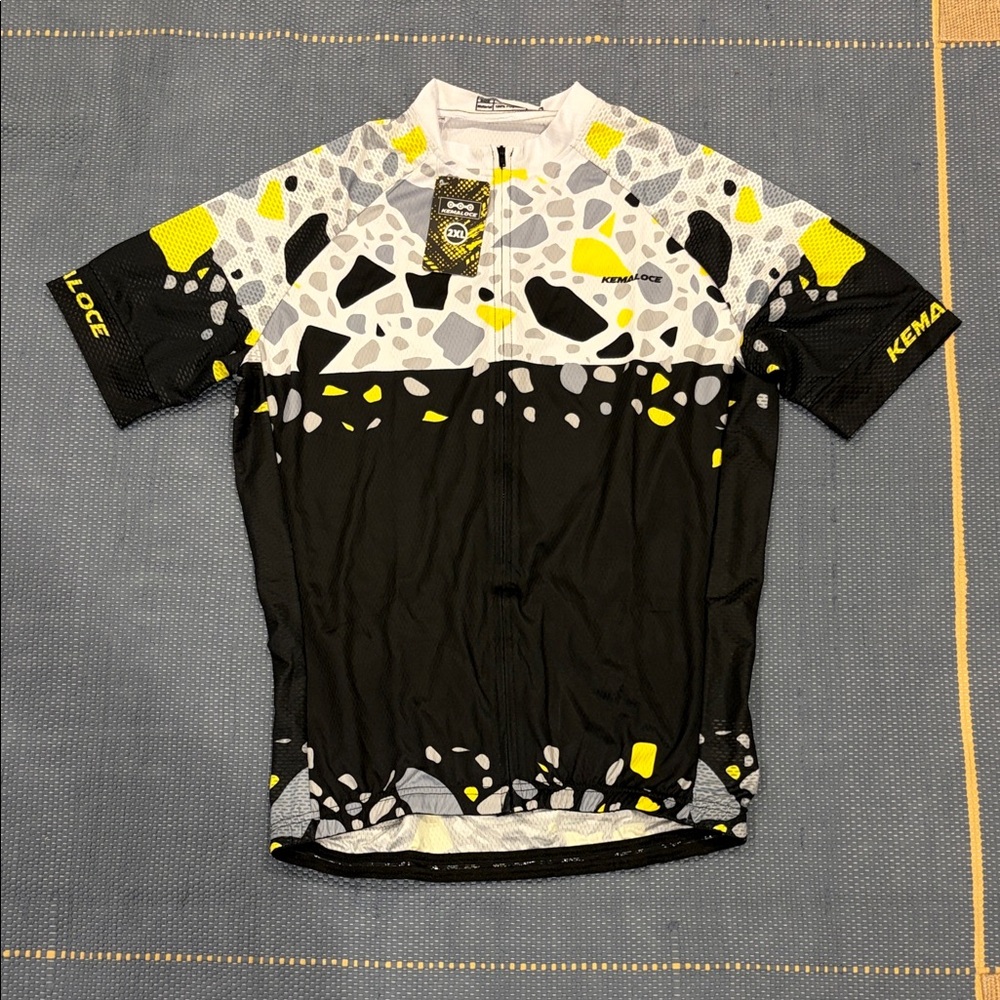 Kemaloce Men's Black and Yellow Cycling Shirt NWT